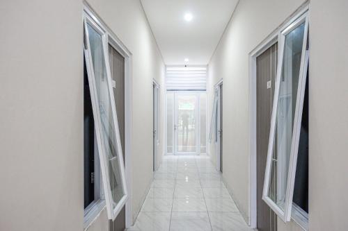 RedDoorz Syariah near UNSOED – Purwokerto, ID