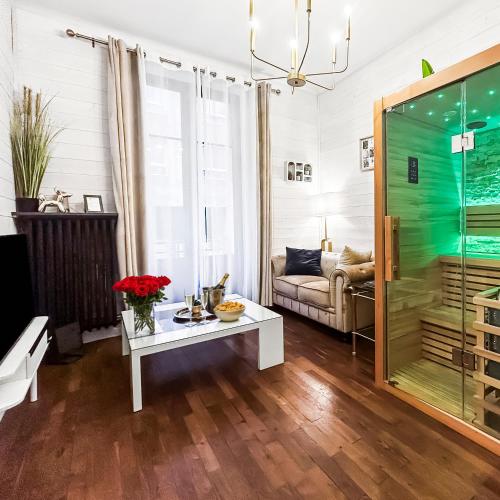 Glamour & jacuzzi privé Chambéry