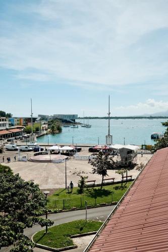 ที่เที่ยวใกล้ที่พัก, Hauts de la Victoire - Panorama sur Pointe-à-Pitre (Hauts de la Victoire - Panorama sur Pointe-a-Pitre) in เบมบริดจ์