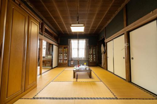 Yubari Historic Kominka Experience with Engawa and Irori 12 Guests in Yubari