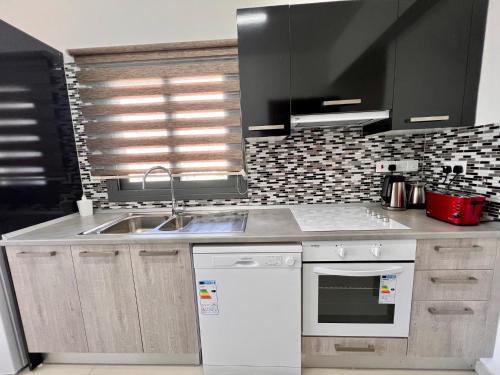 Tezer Plaza North Lefkosa 2 Bedroom Apartments in نيقوصيا