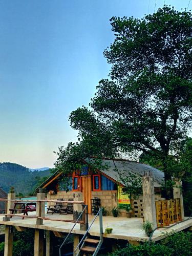 숙소 외관, Backpackers Hostel in 엘라