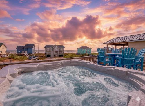 On The Beach - Kitty Hawk, MP 1, Less than 50 Yards to Beach, Ocean View, Pool, Hot Tub, Pets OK in Kitty Hawk (NC)