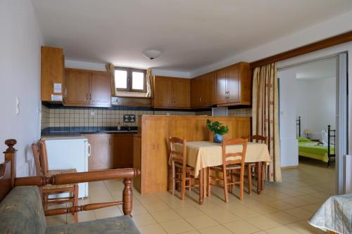 Areti Aparthotel in Keramies