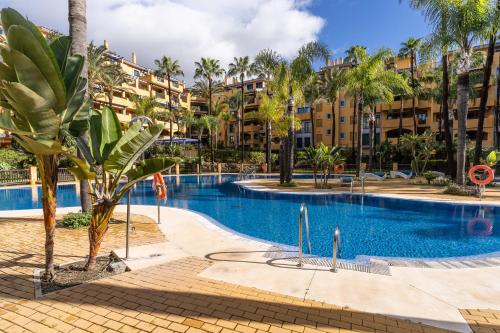 Spacious four bedroom apartment in San Pedro
