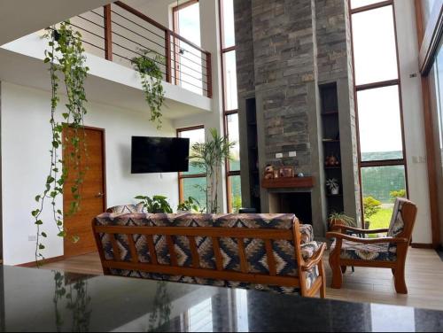 Asia Country Escape with Pool and Garden close to Beach in Asia District