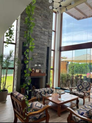 Asia Country Escape with Pool and Garden close to Beach in Asia District