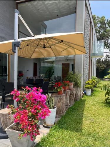 Asia Country Escape with Pool and Garden close to Beach in Asia District