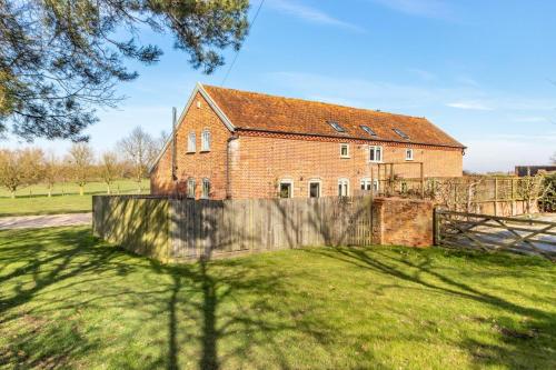 3 Bed in Knodishall oc-wbco