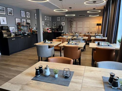 Food and beverages, DORMERO Hotel Xanten in Xanten