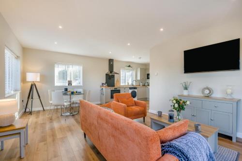 Iekārtas, 2 Bed in Worstead oc-w33291 in Worstead