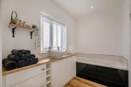 Iekārtas, 2 Bed in Worstead oc-w33291 in Worstead
