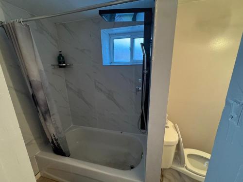 Private Room Near Airport D88 in Mississauga (ON)