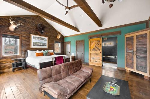 Barrel Sauna, Hot Tub & Fire Pit at The Woods in Hedgesville