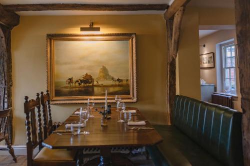 Viesnīcas āriene, The Crown, Bildeston in Wattisham