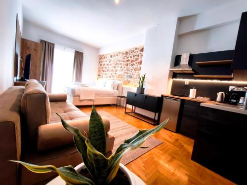 Omega54 City Suites Athens Central Business District, Atény