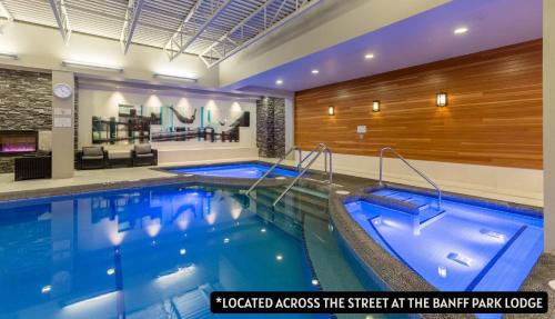 泳池, 鮑河景觀小屋 (Bow View Lodge) in 班夫(AB)