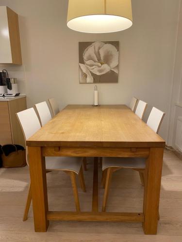 Facilities, Gella Munkkisaarenkatu 2 in Eira