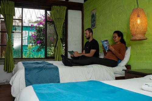 1 double bed, 1 twin bed