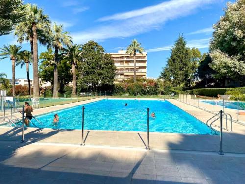 Le Petit Eden Piscine, Tennis, Ping Pong