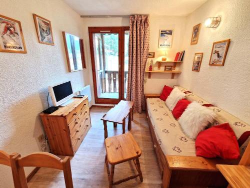 Charmant studio 2-3 personnes, balcon sud, Valfréjus - FR-1-265-215