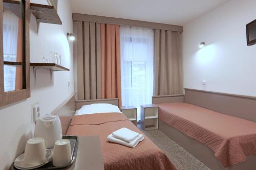 1 twin bed
