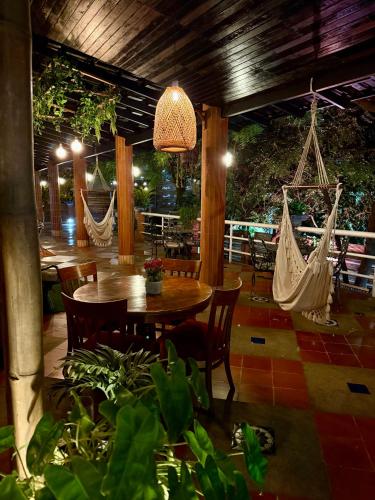 Balcony/terrace, BUENAVISTA INN in Maiquetía