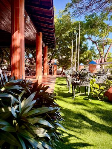 Garden, BUENAVISTA INN in Maiquetía