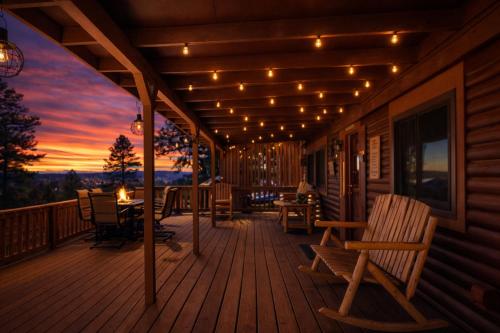 Cozy Cabin Grill & Firepit Nights Near Lakes & Mountains - Overgaard