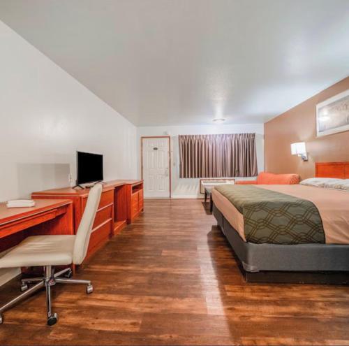 Rama Inn Motel And RV Park - image 8