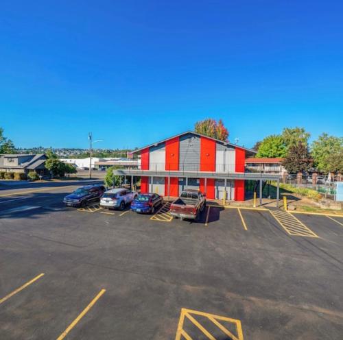 Rama Inn Motel And RV Park - image 6