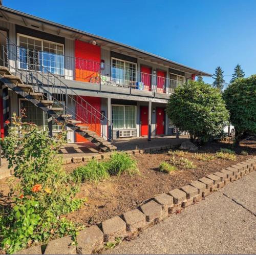 Rama Inn Motel And RV Park - image 5