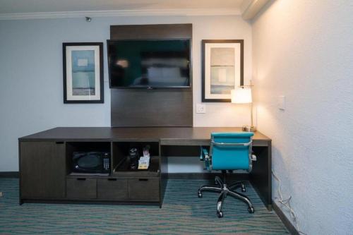 Symphony Inn - image 3