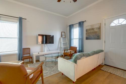 Extended Stay Near Int’l Soccer! ATL Home w/ Yard in Mechanicsville