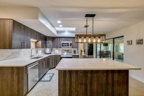3 Mi to Water! Pet-Friendly Retreat in Lake Wales in Frostproof