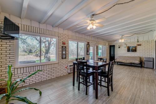 3 Mi to Water! Pet-Friendly Retreat in Lake Wales in Frostproof