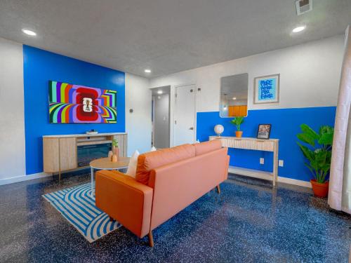 Newly Remodeled Apt - Washer and Dryer - Minutes to Arrowhead – khách sạn tại Brook Creek