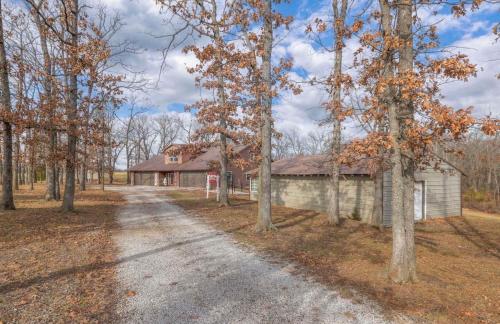 Winding Woods Lodge in Clinton (MO)