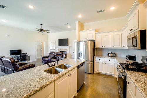 Near Plant and Data Center! Work-Ready Canton Base in Canton (MS)