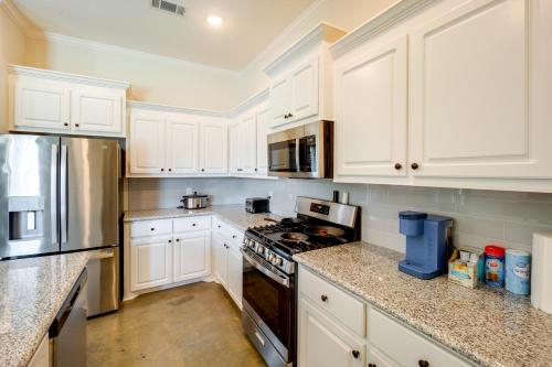 Near Plant and Data Center! Work-Ready Canton Base in Canton (MS)