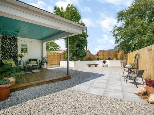 Iekārtas, 1 Bed in Bude oc-53410 in Saint Gennys