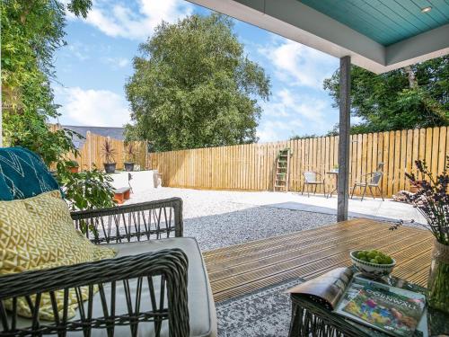 Iekārtas, 1 Bed in Bude oc-53410 in Saint Gennys