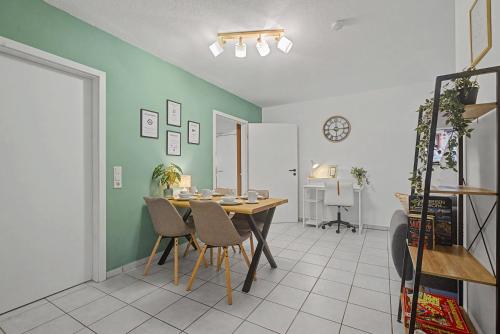 Faciliteter, 2 Schlafzimmer - 4 Betten, Parkplatz, Terrasse in Rhede