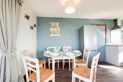Iekārtas, 3 Bed in Eccles Beach oc-852 in Lessingham