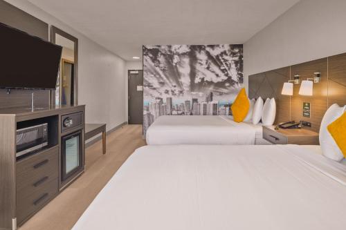 Holiday Inn Express Miami Springs an IHG Hotel - image 29