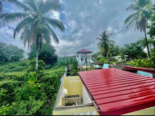 Lucenas B&B near Maravilla White Sand Beach in San Remigio