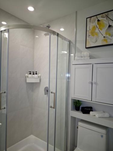 Cozy Private Suite near YVR Airport in Vancouver, Canada