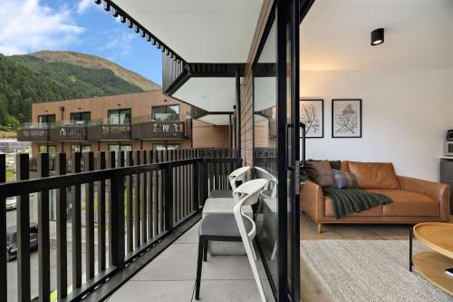 Queenstown Modern 1 Bedroom Apartment - walk to town - image 4