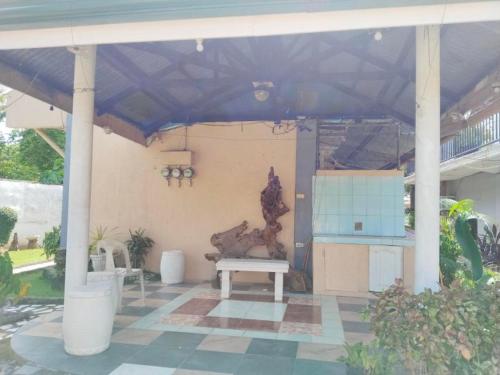 Exterior view, Tayud Hotel by Hiverooms in Liloan