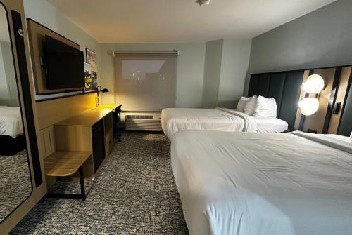 Sleep Inn near Outlets - image 43